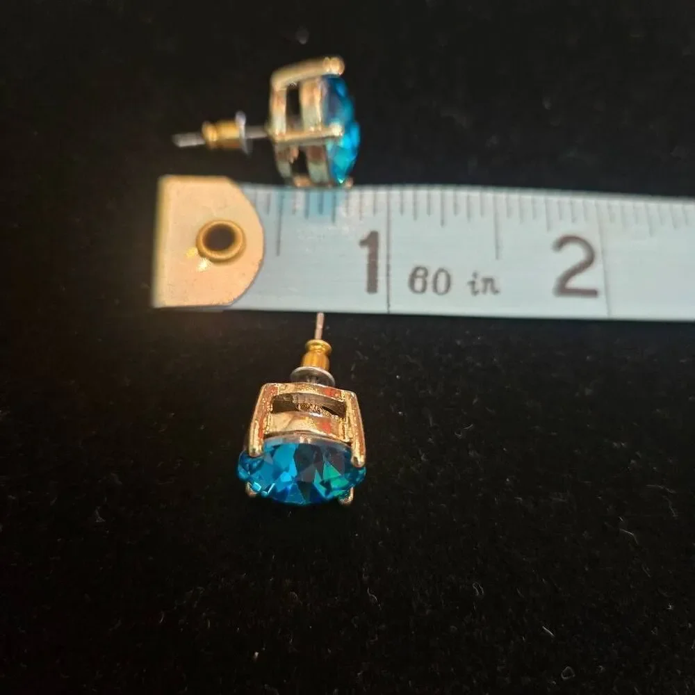 Boutique new blue
